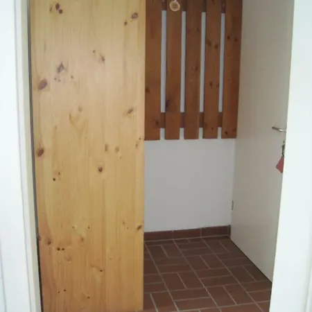 Laendliche 1-raumwohnung Im Park Thulendorf