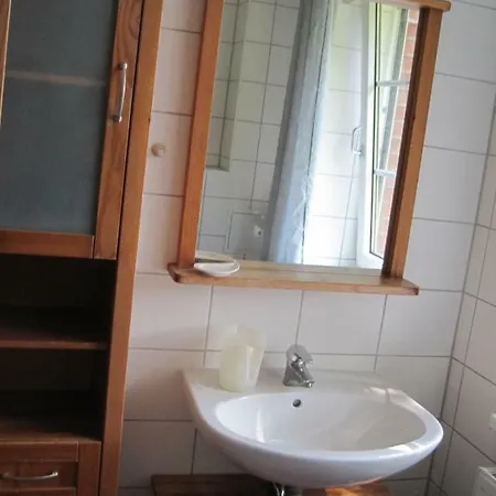 公寓 Laendliche 1-raumwohnung Im Park Thulendorf