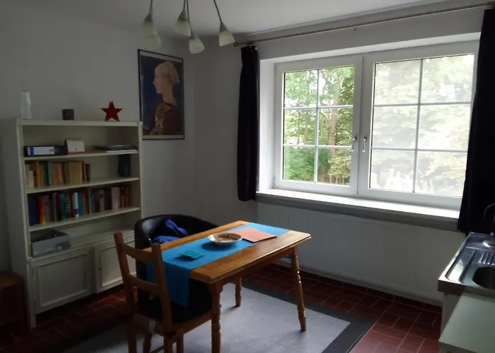 Laendliche 1-raumwohnung Im Park * Thulendorf